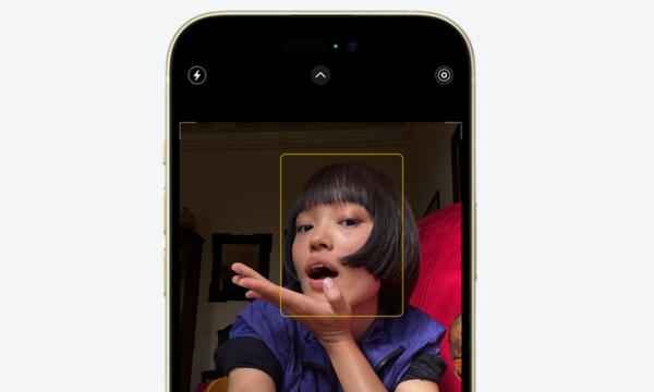 Điện thoại iPhone 15 Series - Camera selfie TrueDepth tự động lấy nét