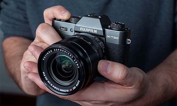 Cảm biến tốt nhất của máy ảnh Fujifilm X-T30 18-55mm Black